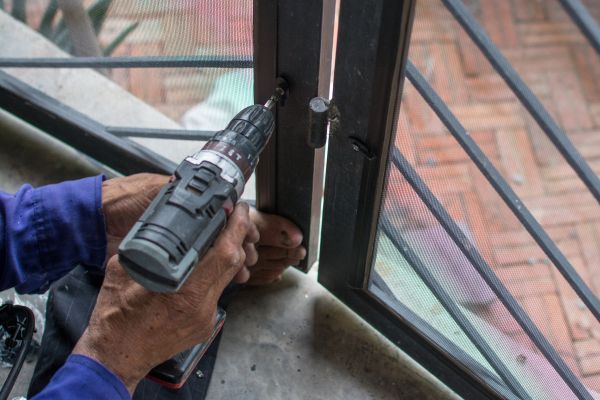 Cost of Steel Window Repair in Seminole