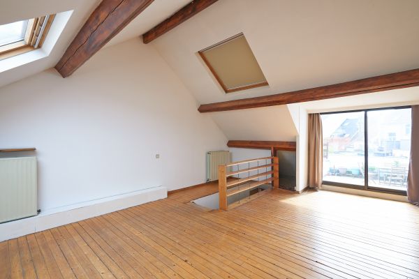 Cost of Attic Window Installation in Seminole